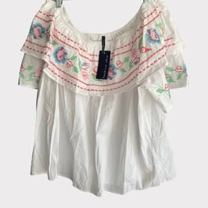 Fashion Chic Off Shoulder White Embroidered Top NWT Large